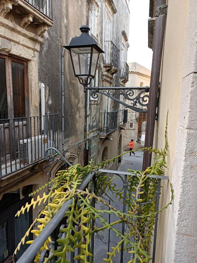 Arthaus-Ortigia- 120 Met Apartment Syracuse ภายนอก รูปภาพ