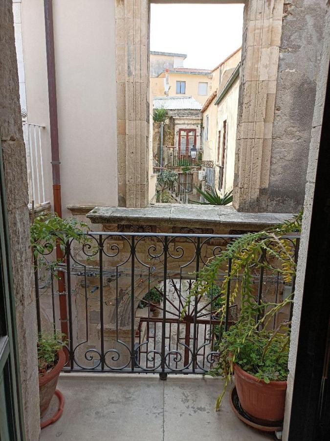 Arthaus-Ortigia- 120 Met Apartment Syracuse ภายนอก รูปภาพ