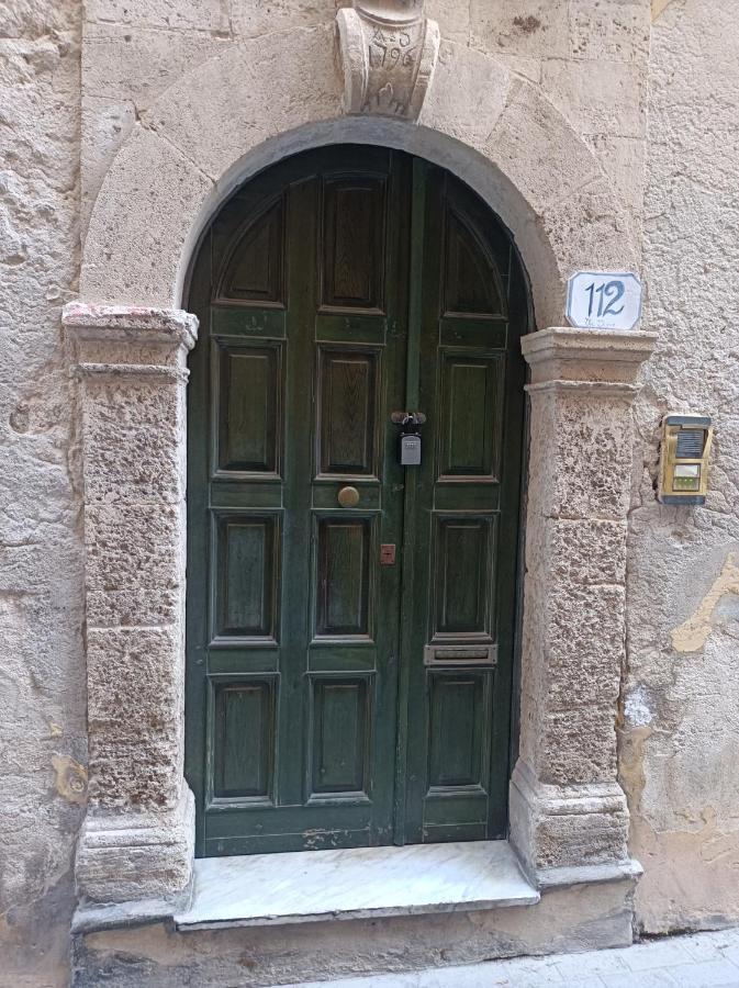 Arthaus-Ortigia- 120 Met Apartment Syracuse ภายนอก รูปภาพ
