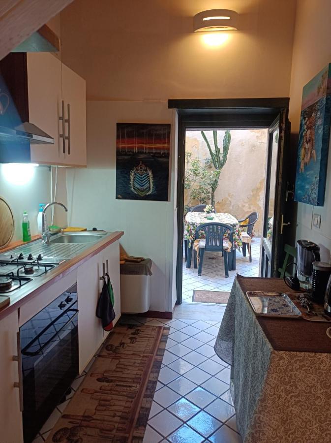 Arthaus-Ortigia- 120 Met Apartment Syracuse ภายนอก รูปภาพ