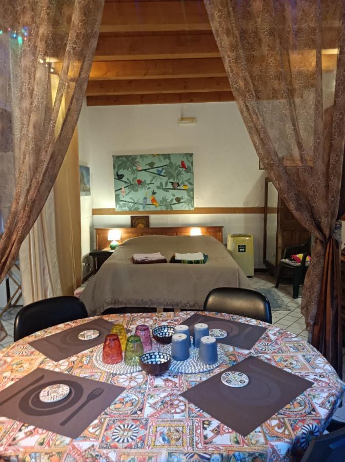 Arthaus-Ortigia- 120 Met Apartment Syracuse ภายนอก รูปภาพ
