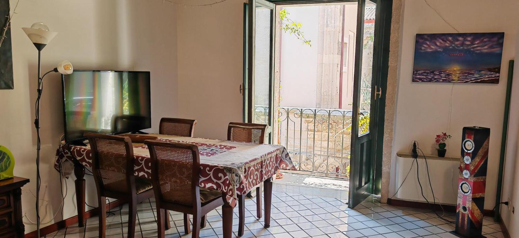 Arthaus-Ortigia- 120 Met Apartment Syracuse ภายนอก รูปภาพ